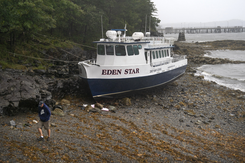 Atlantic storm Lee delivers high winds and rain before forecasters call off warnings in some areas | News, Sports, Jobs - Vimarsana News